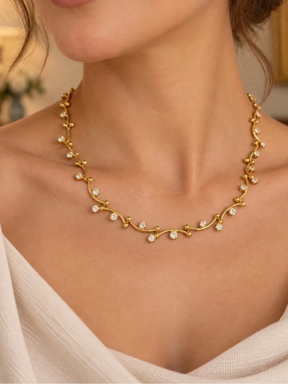 Vintage Monet Gold Tone Crystal Vine Necklace (still has tag)